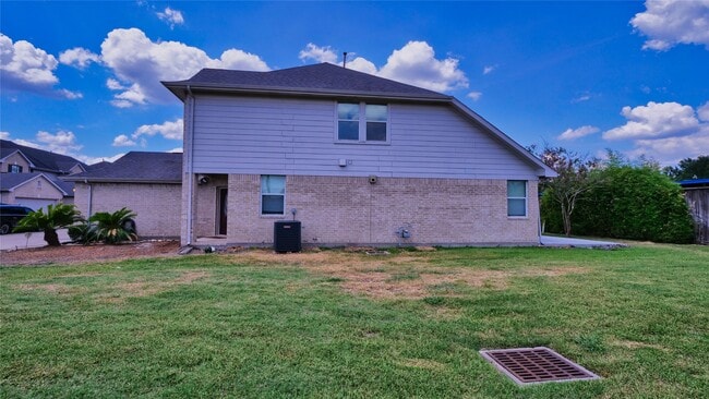 Building Photo - 2931 Meadowglen Cove