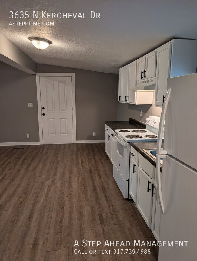Building Photo - 3635 N Kercheval Dr