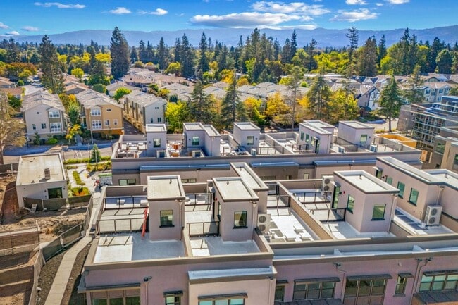 Building Photo - 302 Tea Tree Terrace