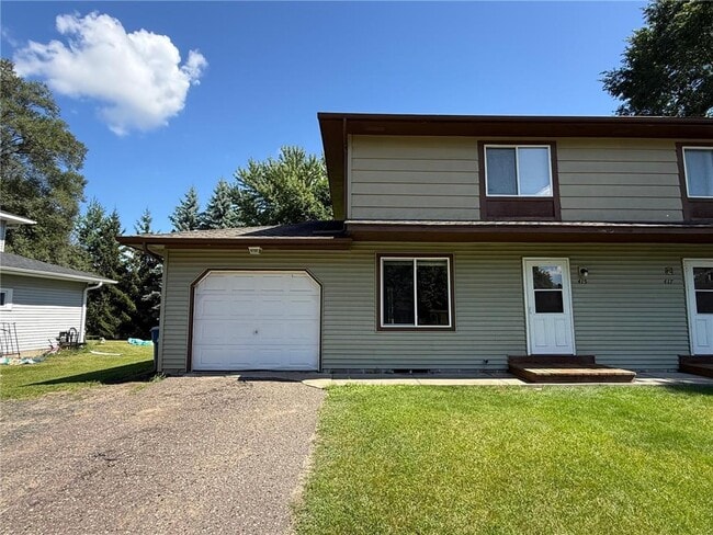 Primary Photo - 415 Belle Aire Dr