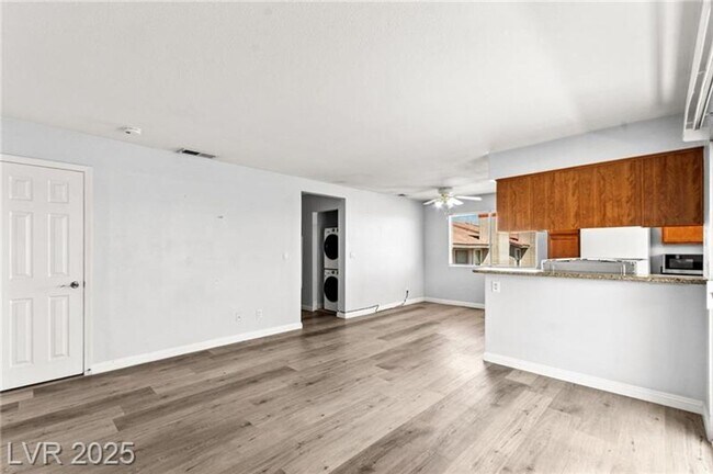 Building Photo - Stylish 2 Bedroom Condo in 89145