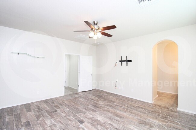 Building Photo - 5629 W Montebello Way