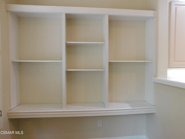 Building Photo - 4887 Santo Dr