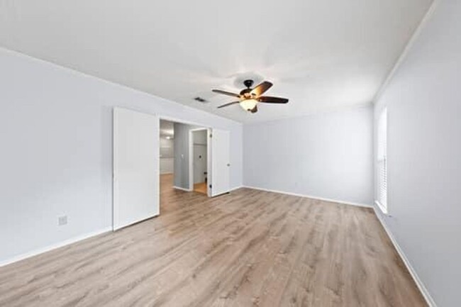 Building Photo - Beautiful Niceville Home!
