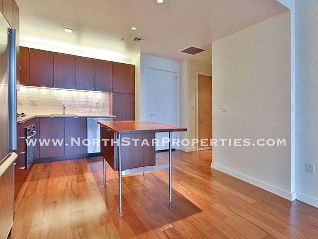Building Photo - Beautiful Meriweather Condo with Spectacular Views