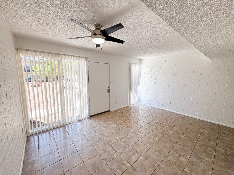 Building Photo - 6802 N 17th Ave