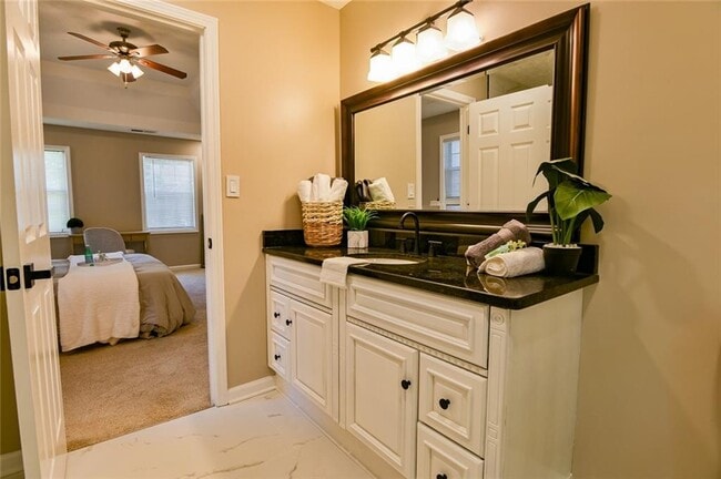 Building Photo - 1116 Havel Dr SW