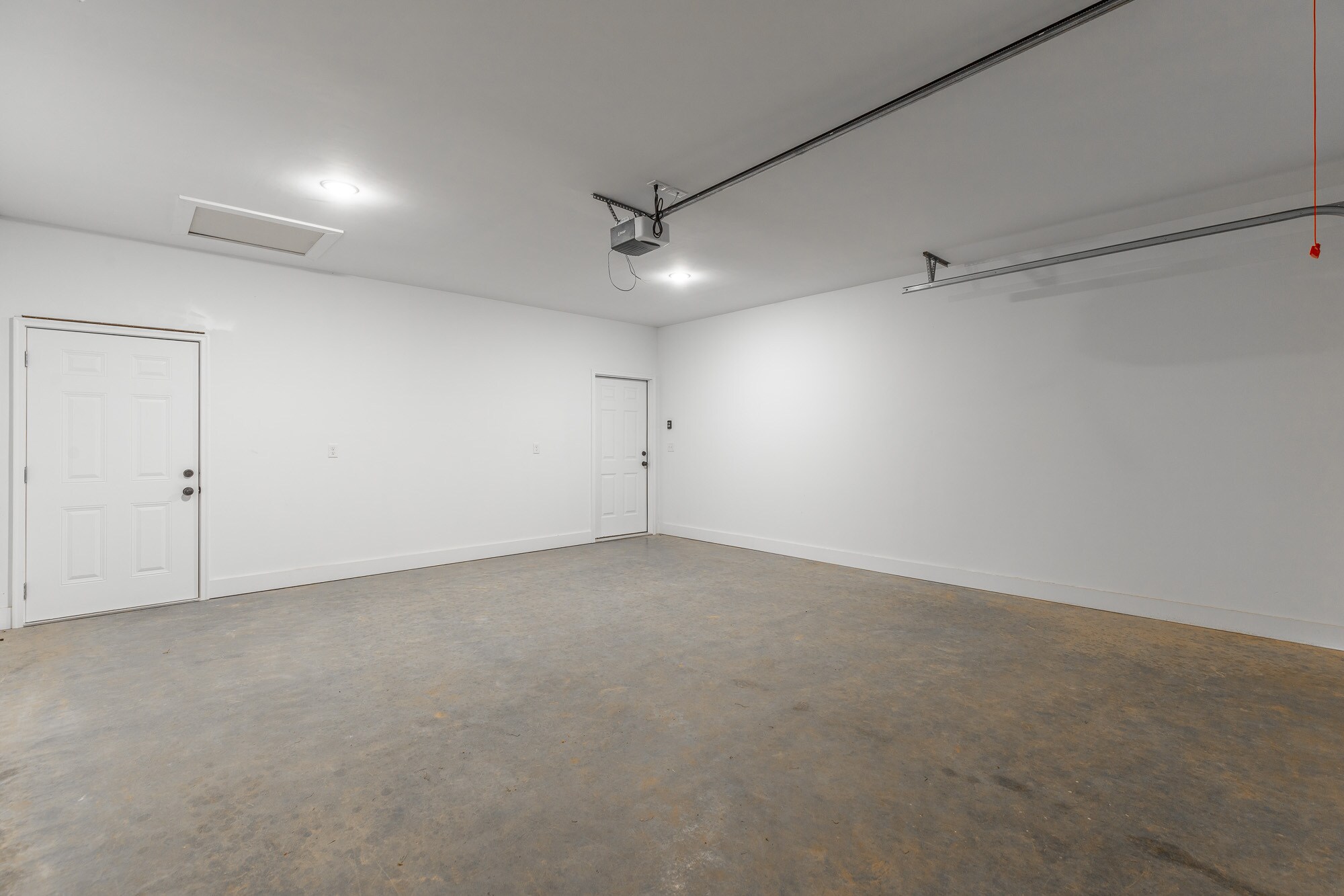 Building Photo - 4654 Heiskell Dr