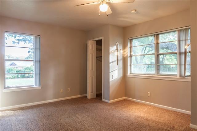 Building Photo - 2905 Acorn Trail