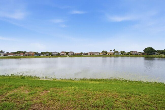Building Photo - 10604 Lakeside Vista Dr