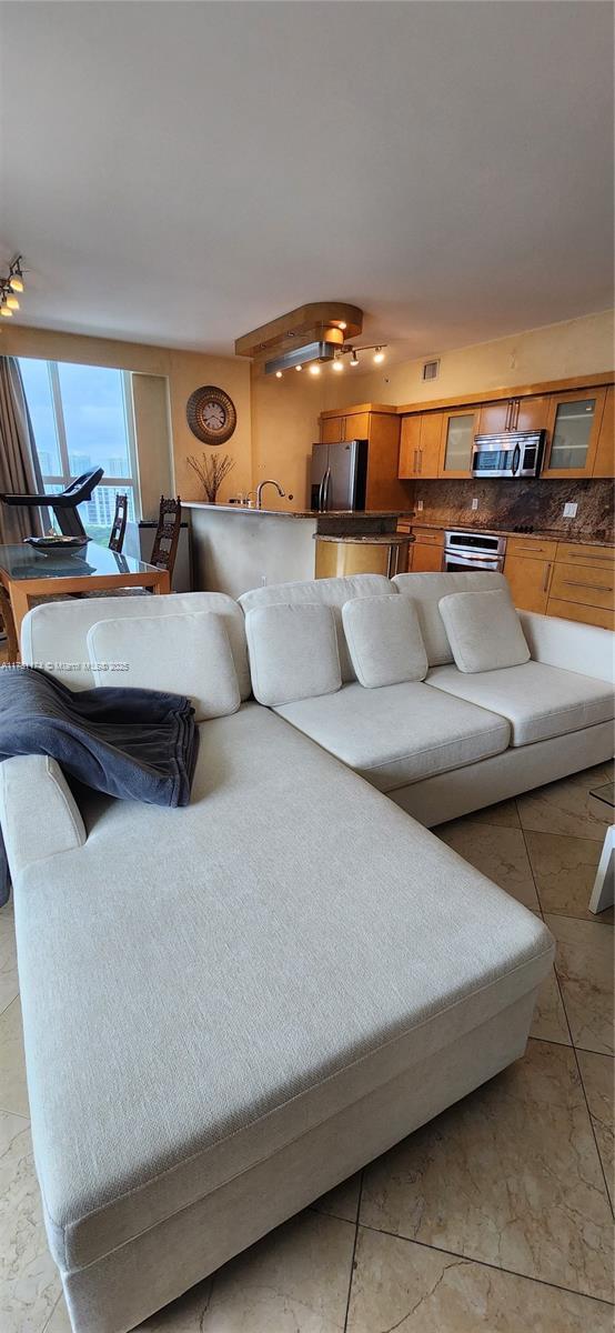 Building Photo - 17555 Atlantic Blvd