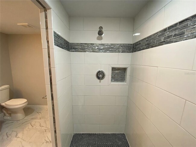 Building Photo - 4409 Plum St
