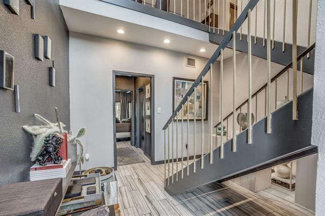 Building Photo - 3404 Douglas Ave