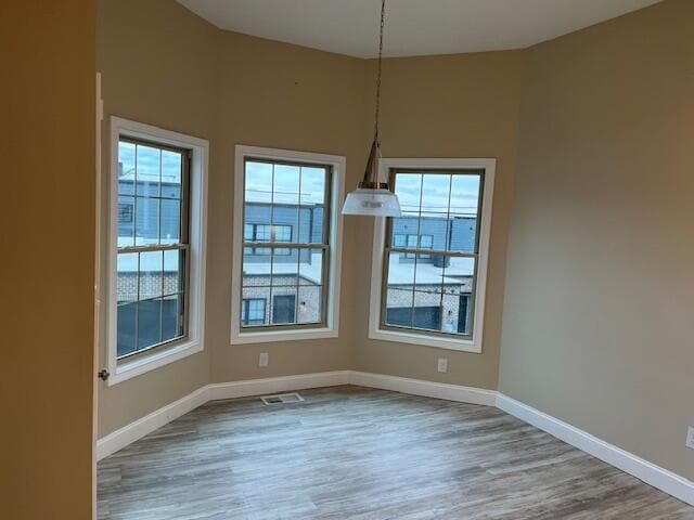 Building Photo - 4274 Captains Ct