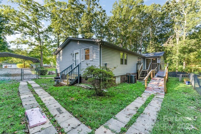 Building Photo - 4301 Eagle Chase Dr