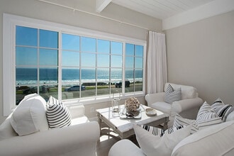 Building Photo - 3690 Carlsbad Blvd