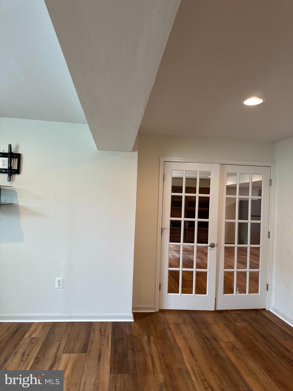 Building Photo - 9610 Hazelbrook Ct