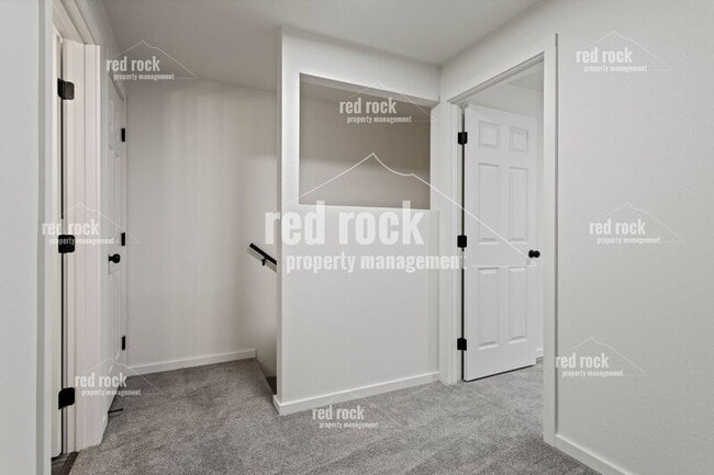 Building Photo - 4207 N Abbey Rd