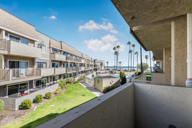Building Photo - 304 E Surfside Dr