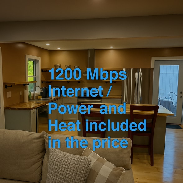 Building Photo - 3672 Coolidge Hwy