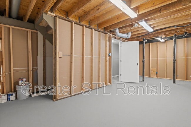 Building Photo - 702 Boca Chica Dr