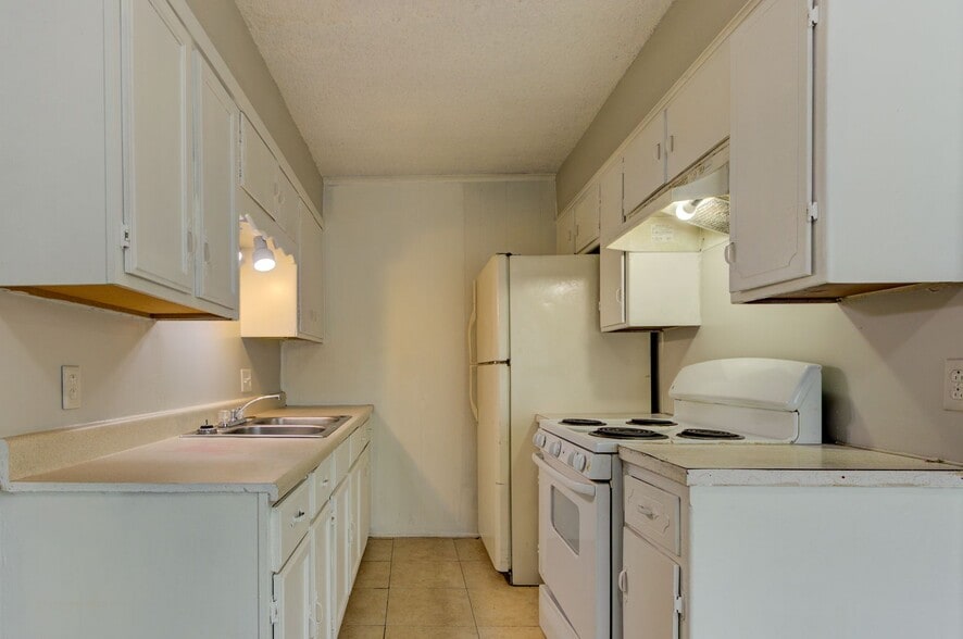 Interior Photo - The View: 1 & 2 Bedroom Apartments with All Inclusive Utilities Option