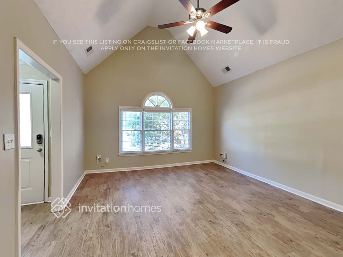 Building Photo - 1055 Burning Bush Dr