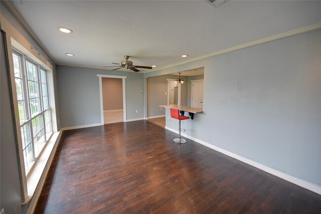 Building Photo - 3814 Nan St