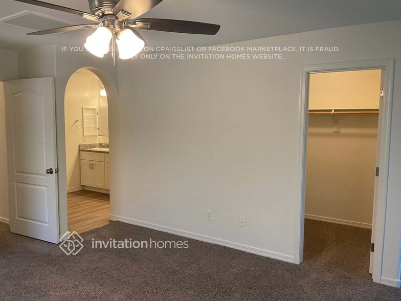 Building Photo - 12452 W Lindbergh Dr