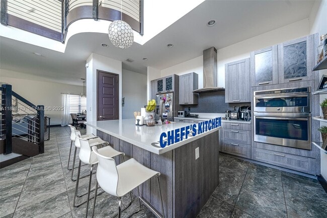 Building Photo - 15976 SW 136th Terrace