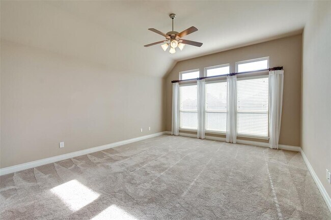 Building Photo - 23319 Tirino Shores Dr