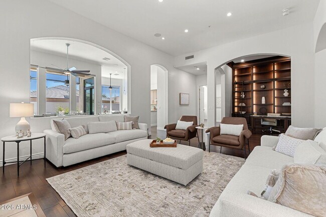 Building Photo - 8267 E Angel Spirit Dr
