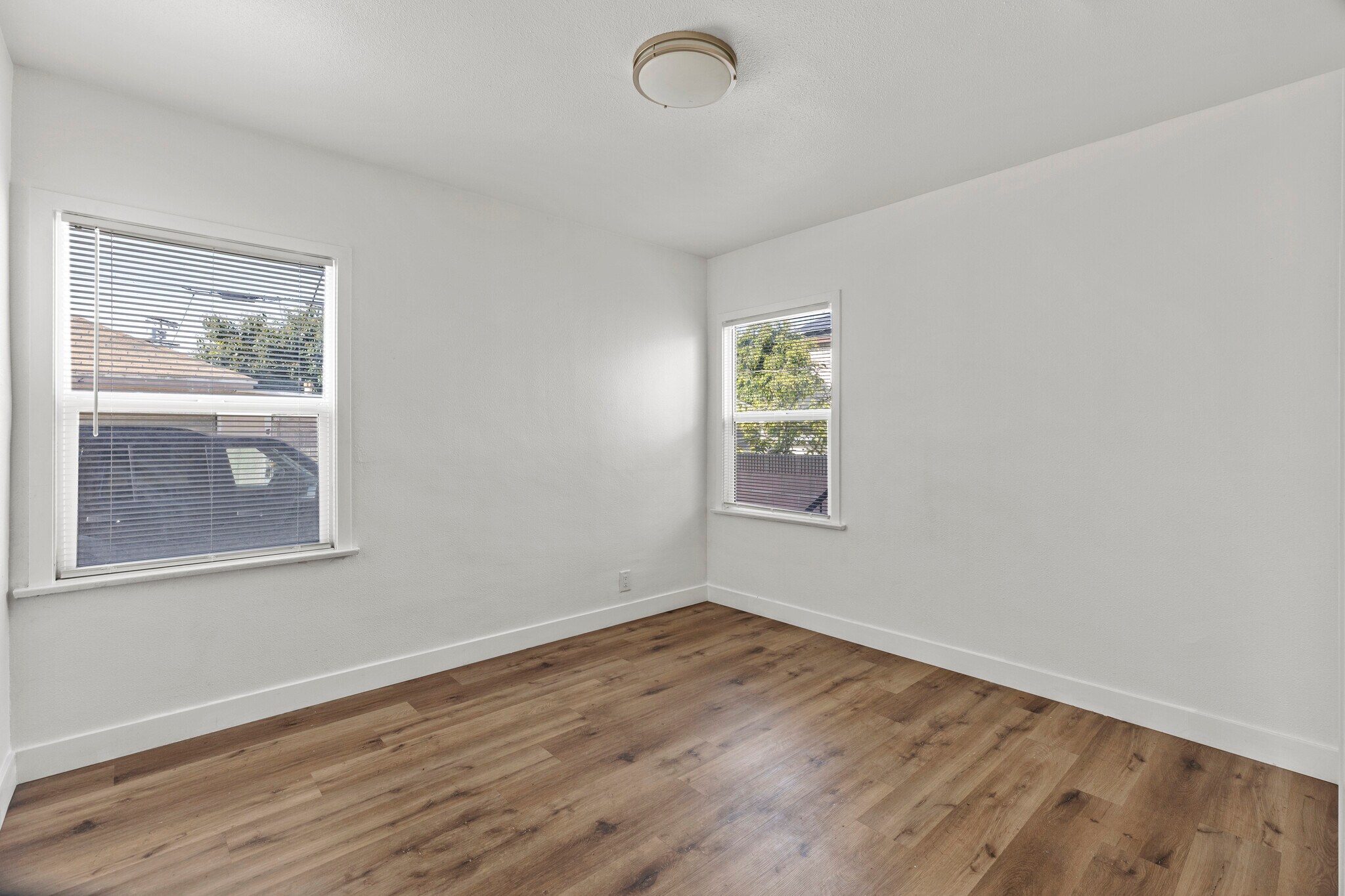 Building Photo - 1731 Hauser Blvd
