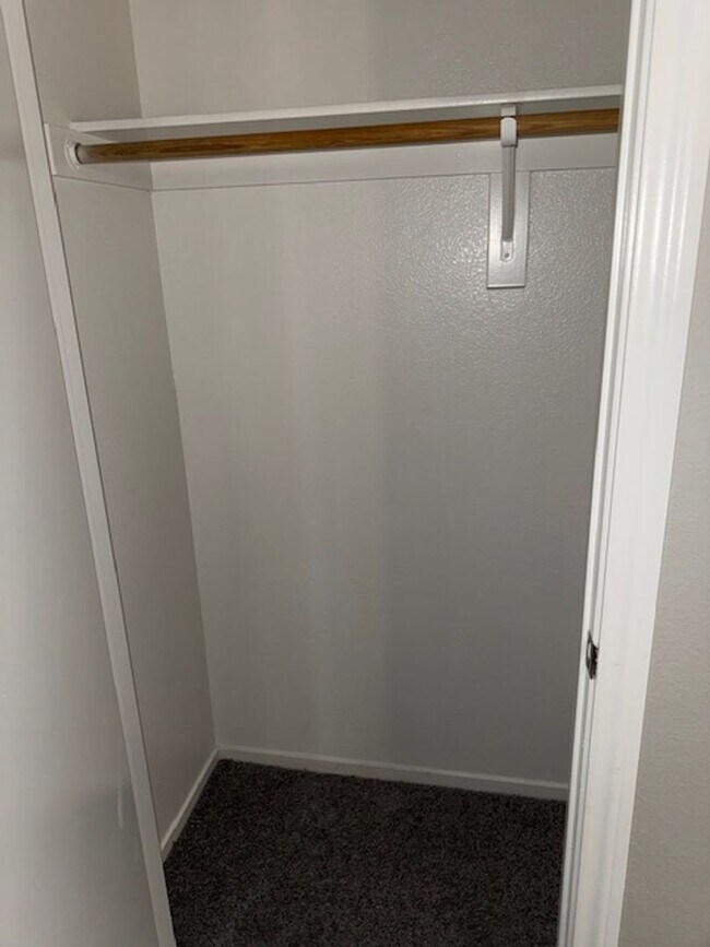 Building Photo - 2-STORY HOME FOR RENT IN HENDERSON