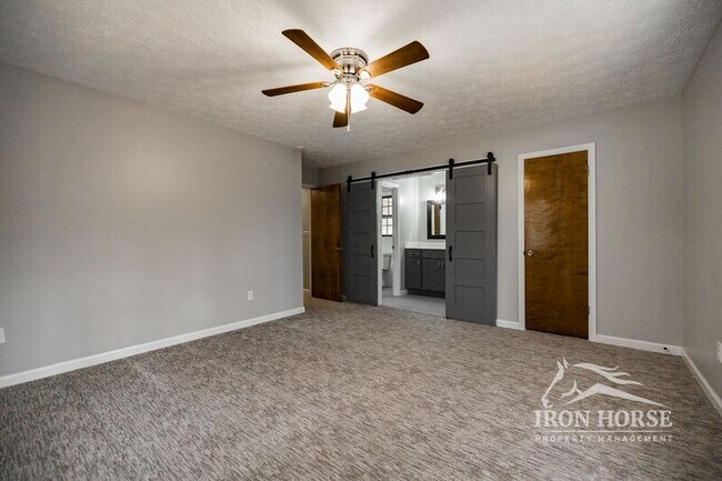 Building Photo - 2591 Clotfelter Rd