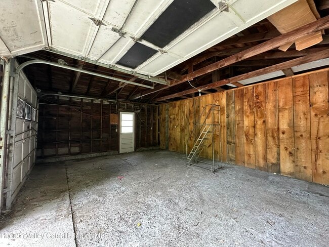 Building Photo - 796 Fish and Game Rd