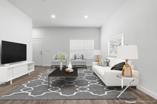 Building Photo - Woodland Place