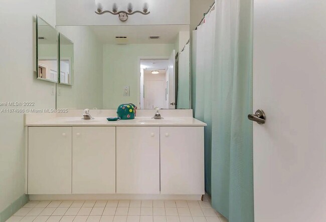 Building Photo - 1120 NW 179th Ave