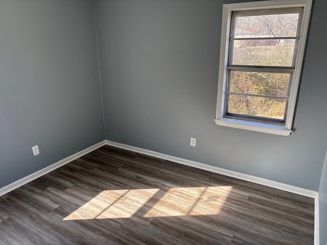 Building Photo - 177 Stardust Dr