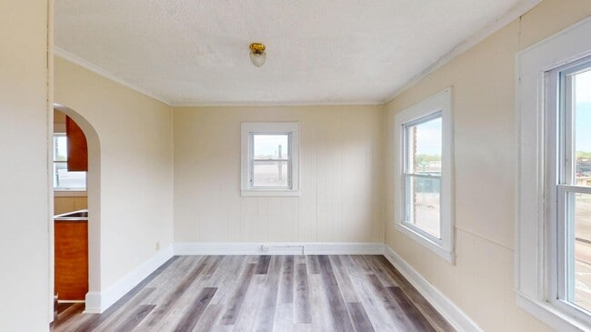 Building Photo - 120 N 15th St