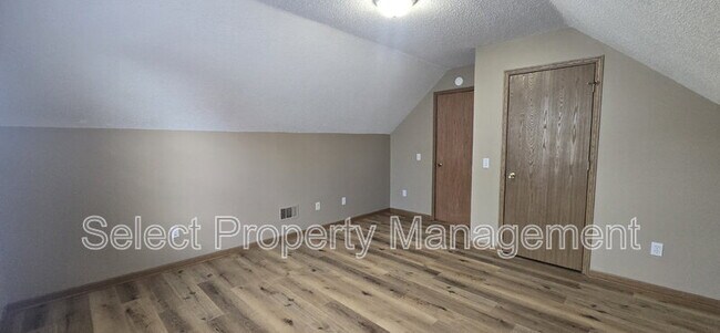 Building Photo - 605 Copperfield Dr