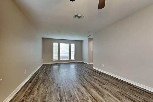 Building Photo - 10623 Mist Ln
