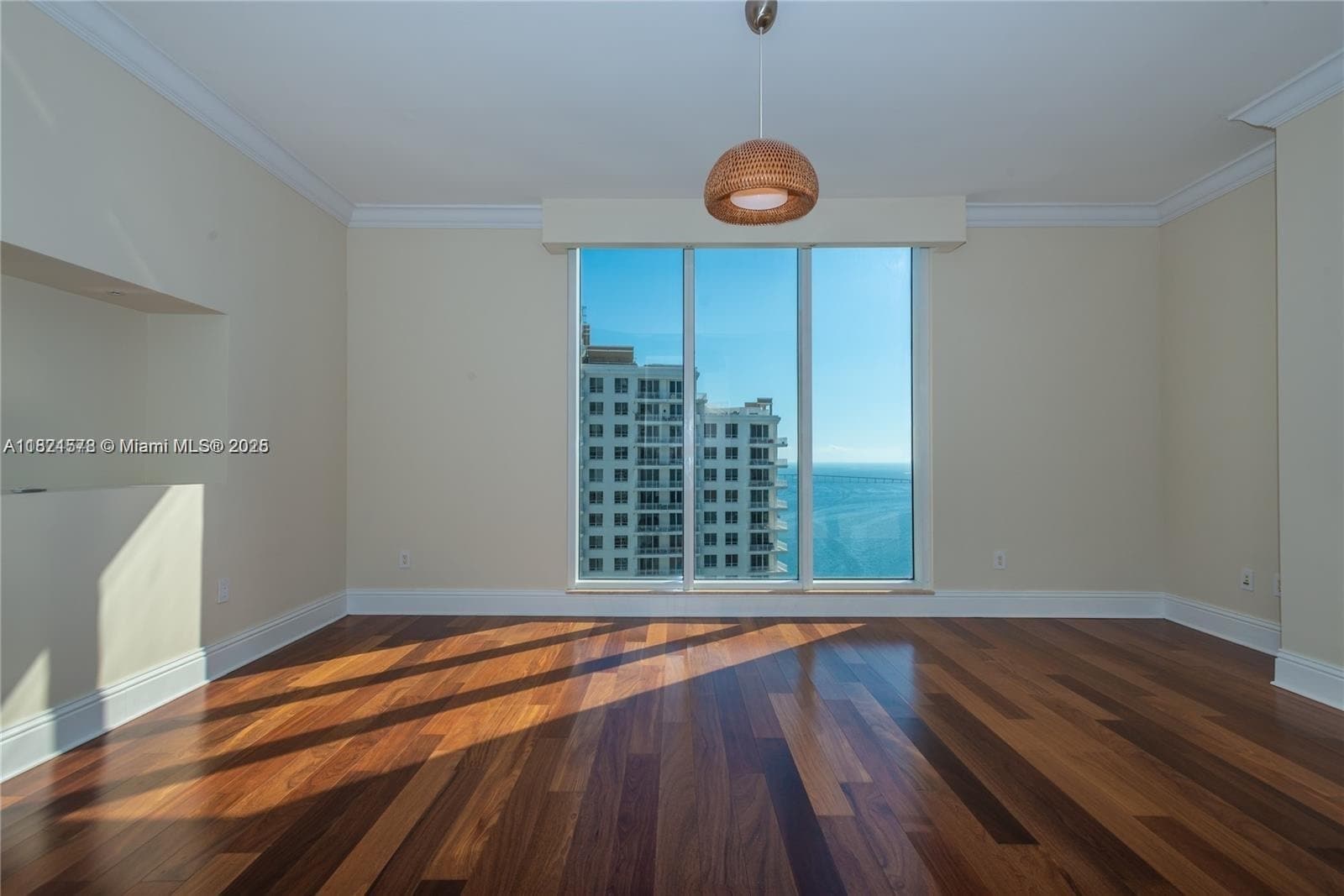 Building Photo - 901 Brickell Key