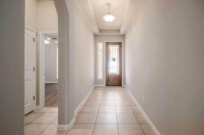 Building Photo - 1003 Suffolk Ct