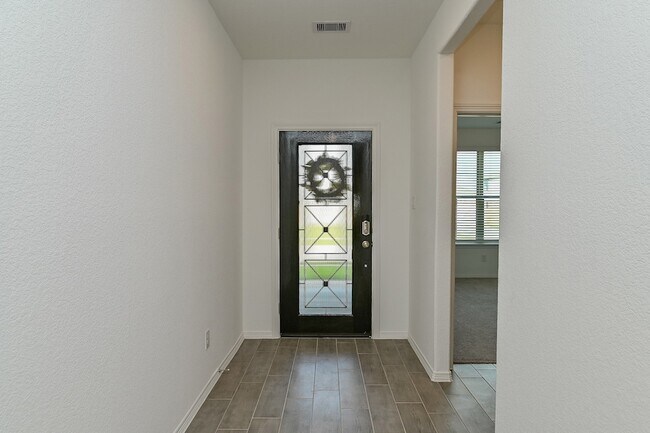 Building Photo - 5707 Aurora Grns Ln