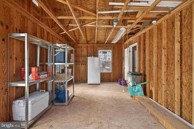 Building Photo - 1238 Logger Dr