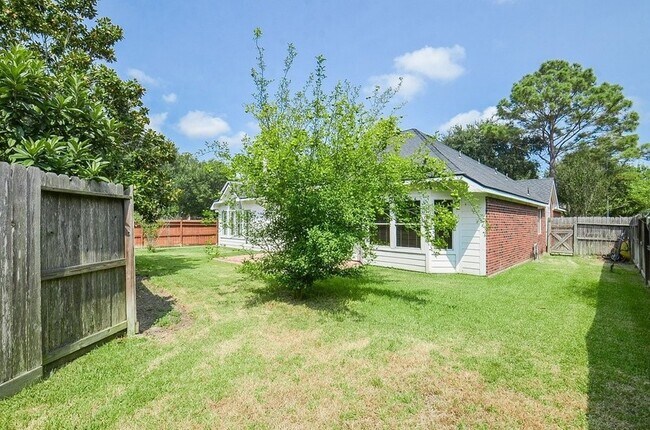 Building Photo - 20211 Canyon Ridge Ct
