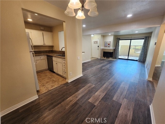 Building Photo - 13115 Le Parc Blvd