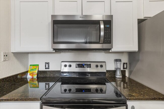 Building Photo - 4561 Southfield Ave