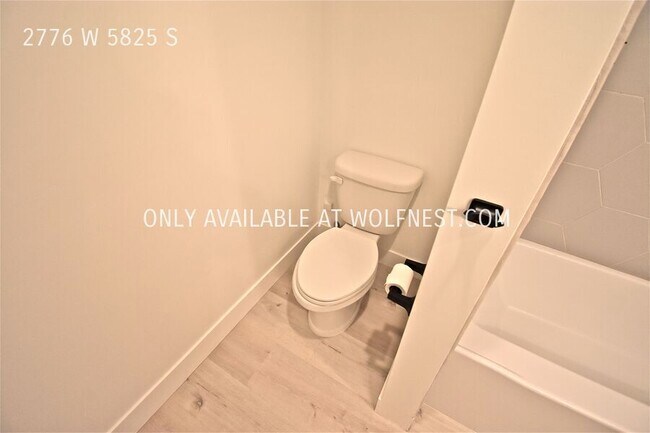 Building Photo - 2776 W 5825 S